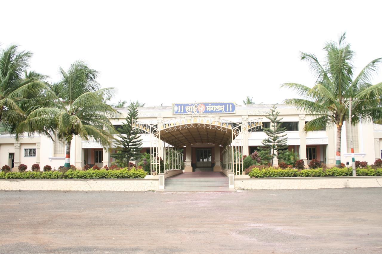 Hotel Sai International Peth  Esterno foto
