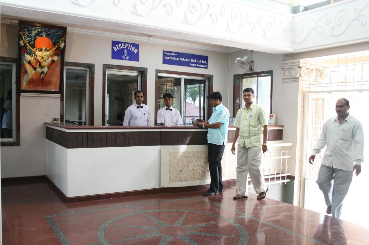 Hotel Sai International Peth  Esterno foto