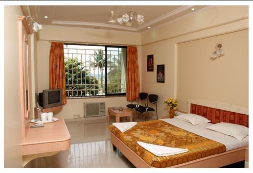 Hotel Sai International Peth  Esterno foto